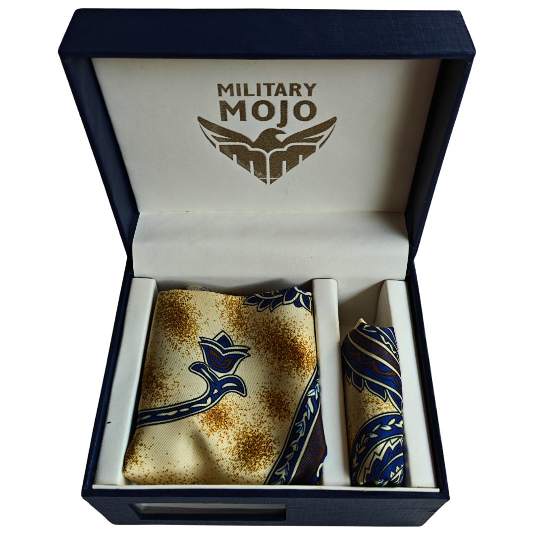 Bien Scarf & Pocket Square Matching Set
