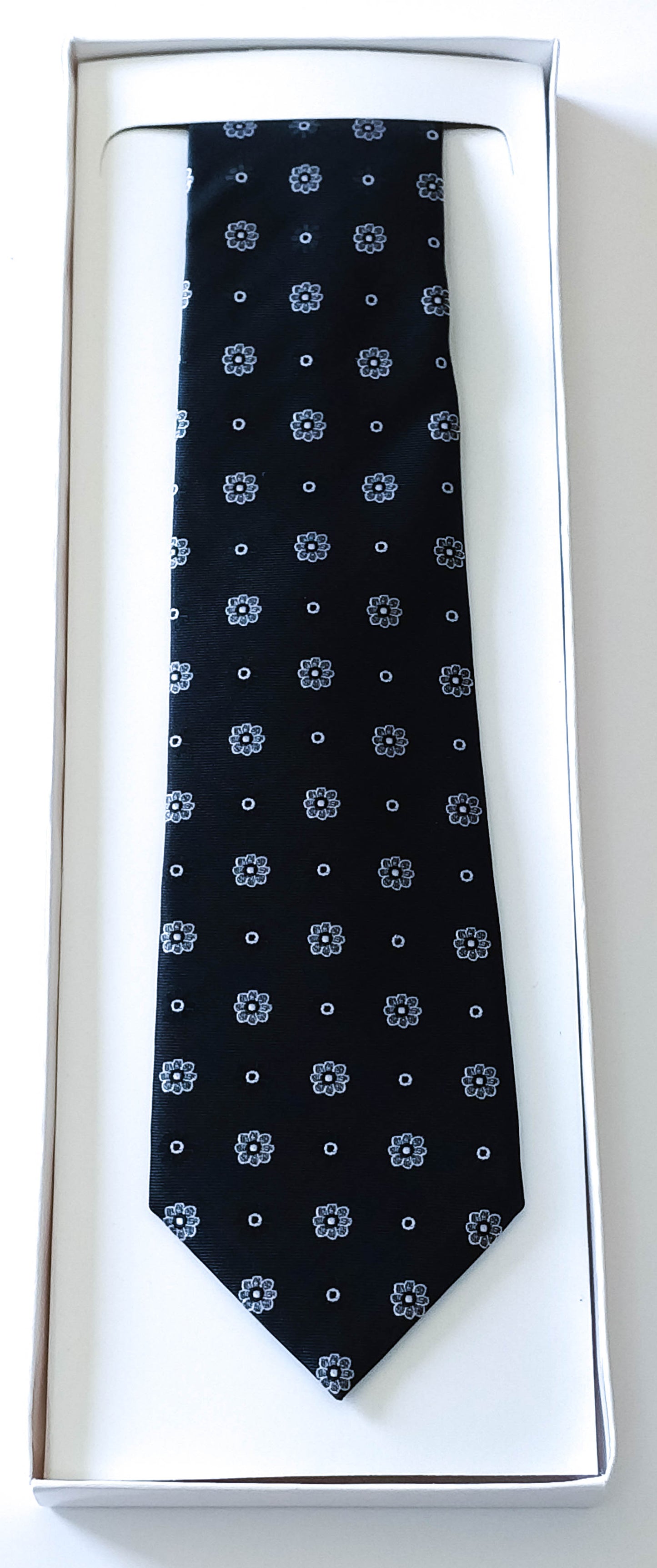 Black Beauty Microfibre Tie